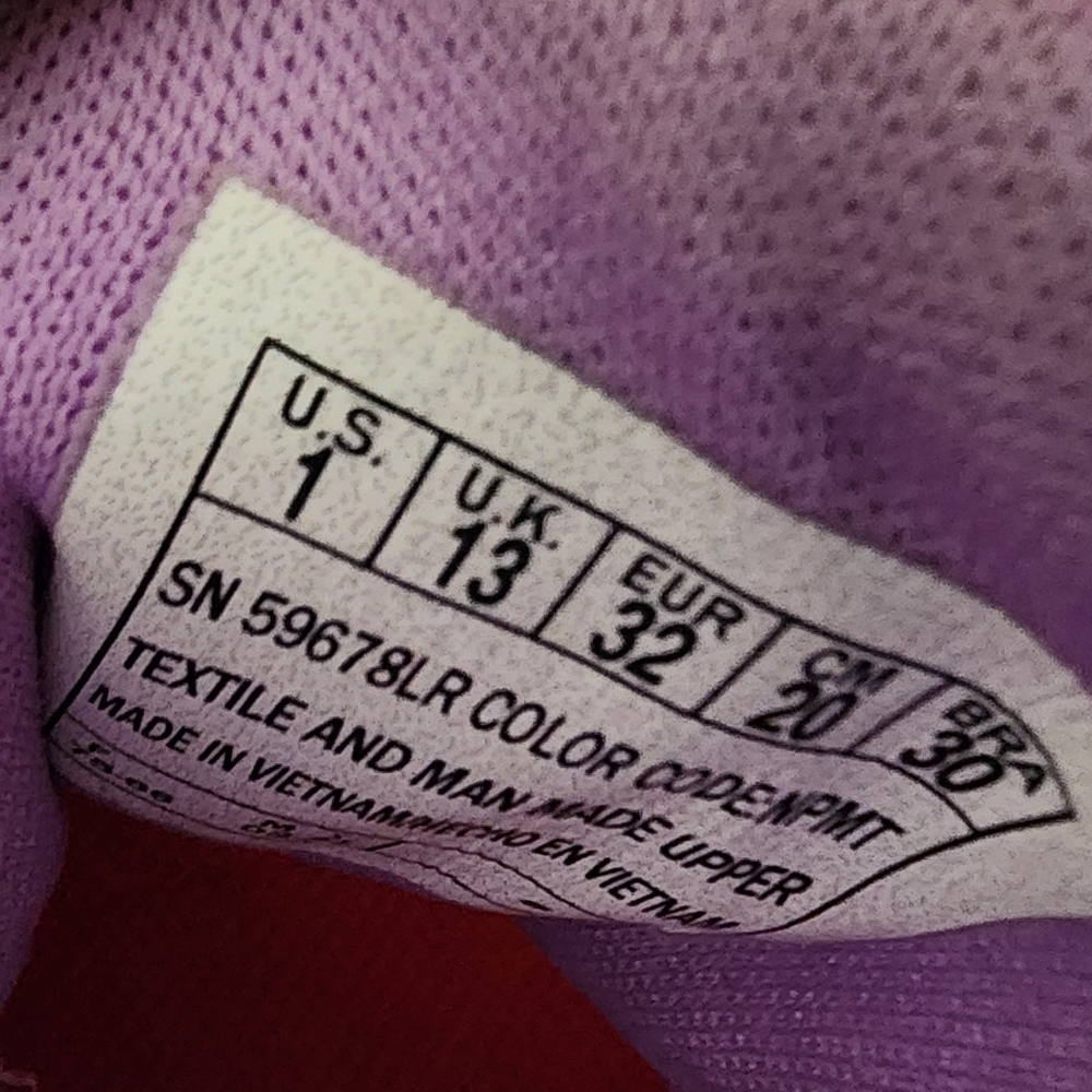 Kids girls Size 1 sketches runners